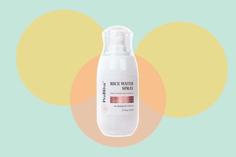 Les fans raffolent de ce vaporisateur d&rsquo;eau de riz qui aide à repousser les cheveux