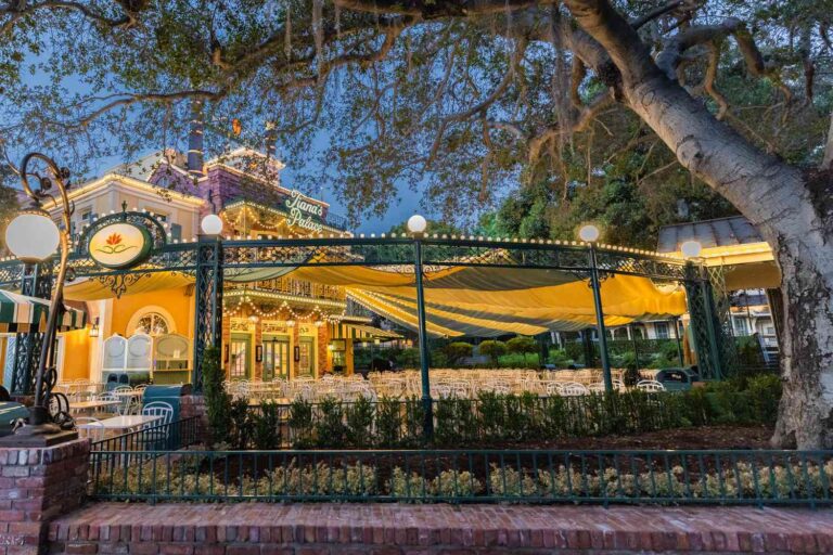 Le restaurant Tiana&rsquo;s Palace ouvre ses portes à Disneyland