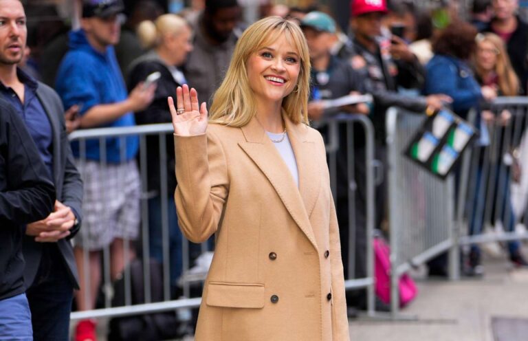 Reese Witherspoon partage une approche dure et amoureuse de la parentalité