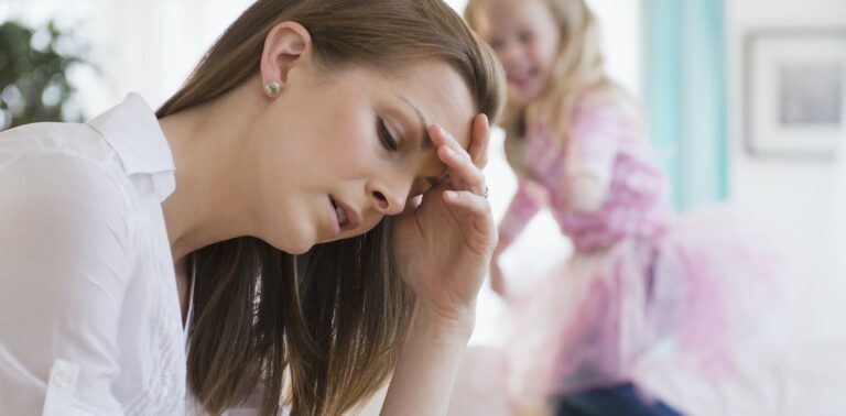 Une parentalité douce peut être très difficile pour les parents, selon une nouvelle recherche
