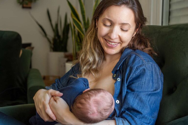Les meilleurs vêtements pour les parents qui allaitent