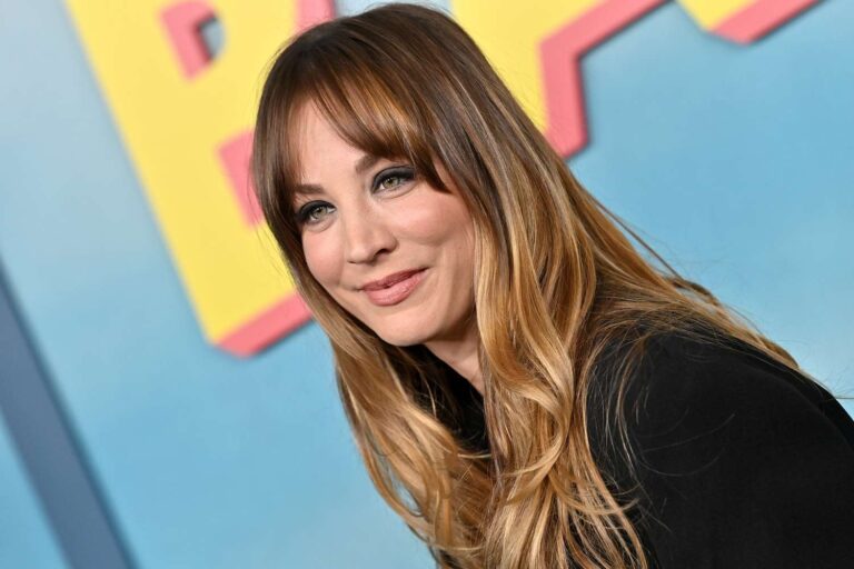 L&rsquo;incident d&rsquo;avion de Kaley Cuoco est le cauchemar d&rsquo;un parent