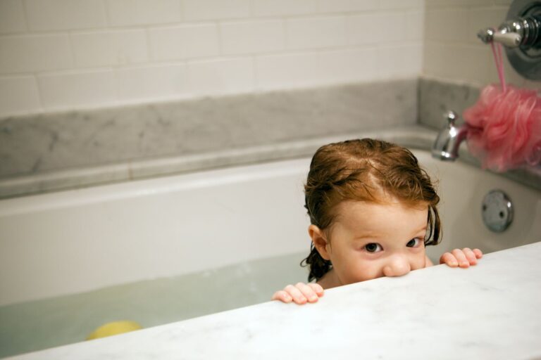 La routine de bain de maman deux fois par semaine sur TikTok devient virale