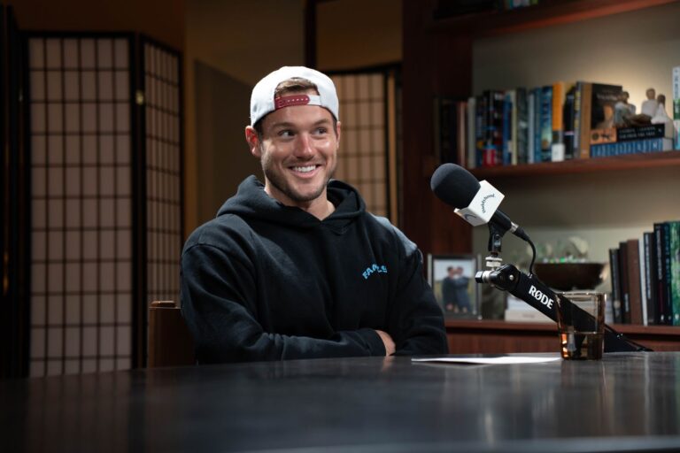 Colton Underwood parle de son parcours de fertilité