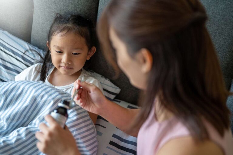 Puis-je alterner entre Tylenol et Motrin pour mon enfant ?