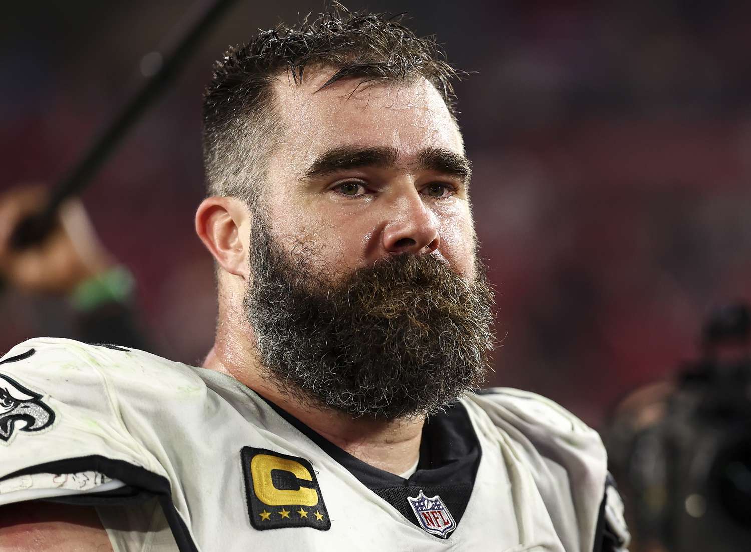 Jason Kelce montre aux enfants qu'il est normal de montrer publiquement ses émotions