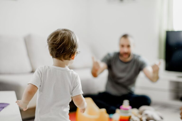 Un père divorcé apprend tout sur la charge mentale