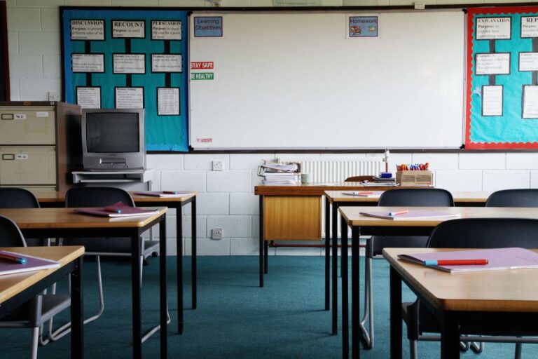 La nouvelle loi du Tennessee autorise les enseignants à porter des armes