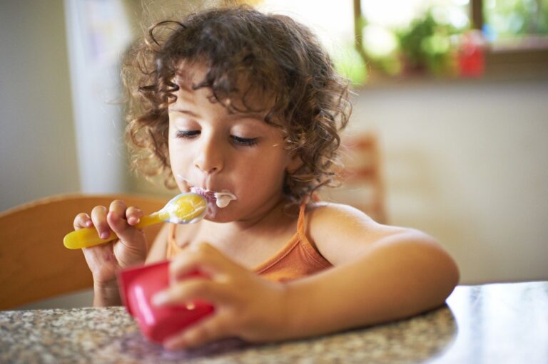 Protéines pour les enfants : aliments riches en protéines adaptés aux enfants