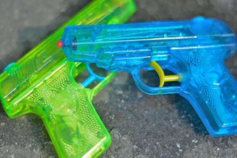 Qu'est-ce qu'un « assassin senior » et comment assurer la sécurité des adolescents ?