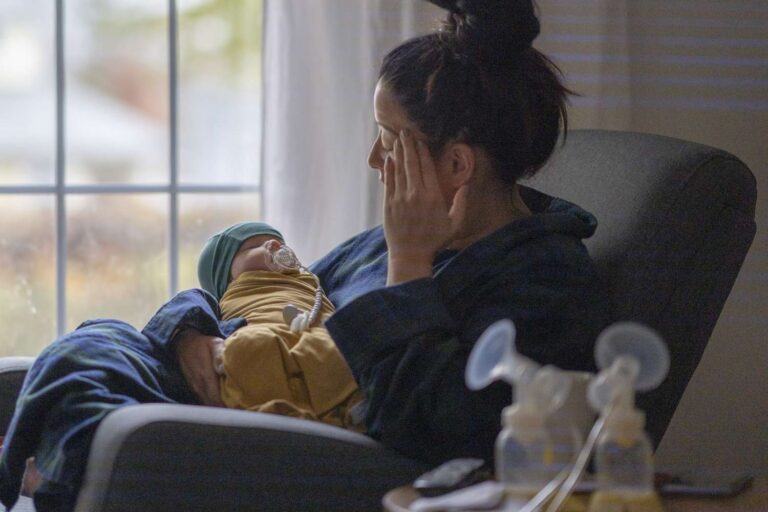 Maman devient virale pour la façon dont elle fait face à la rage post-partum