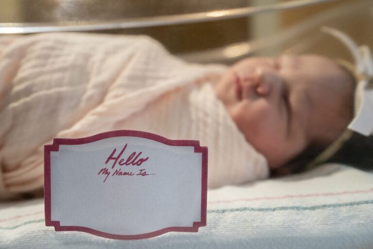Pourquoi ces noms de bébé sont ruinés