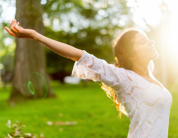Formation en réalité virtuelle pour lutter contre les préjugés implicites dans les soins de santé maternelle