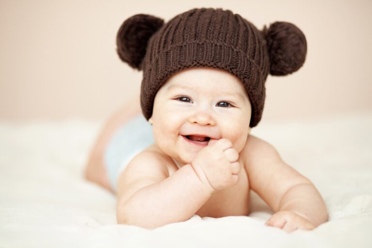 Le schéma du bébé peut-il expliquer notre instinct évolutif de prise en charge ?