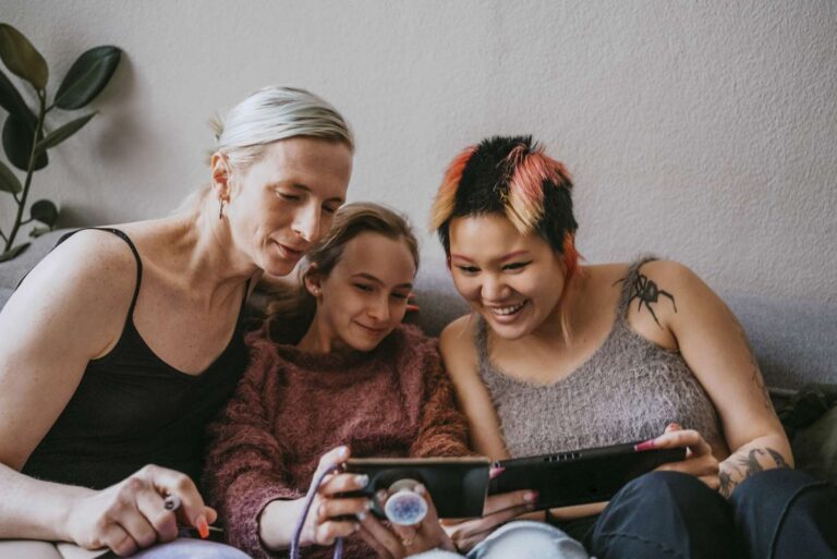 Noms non binaires pour les membres de la famille