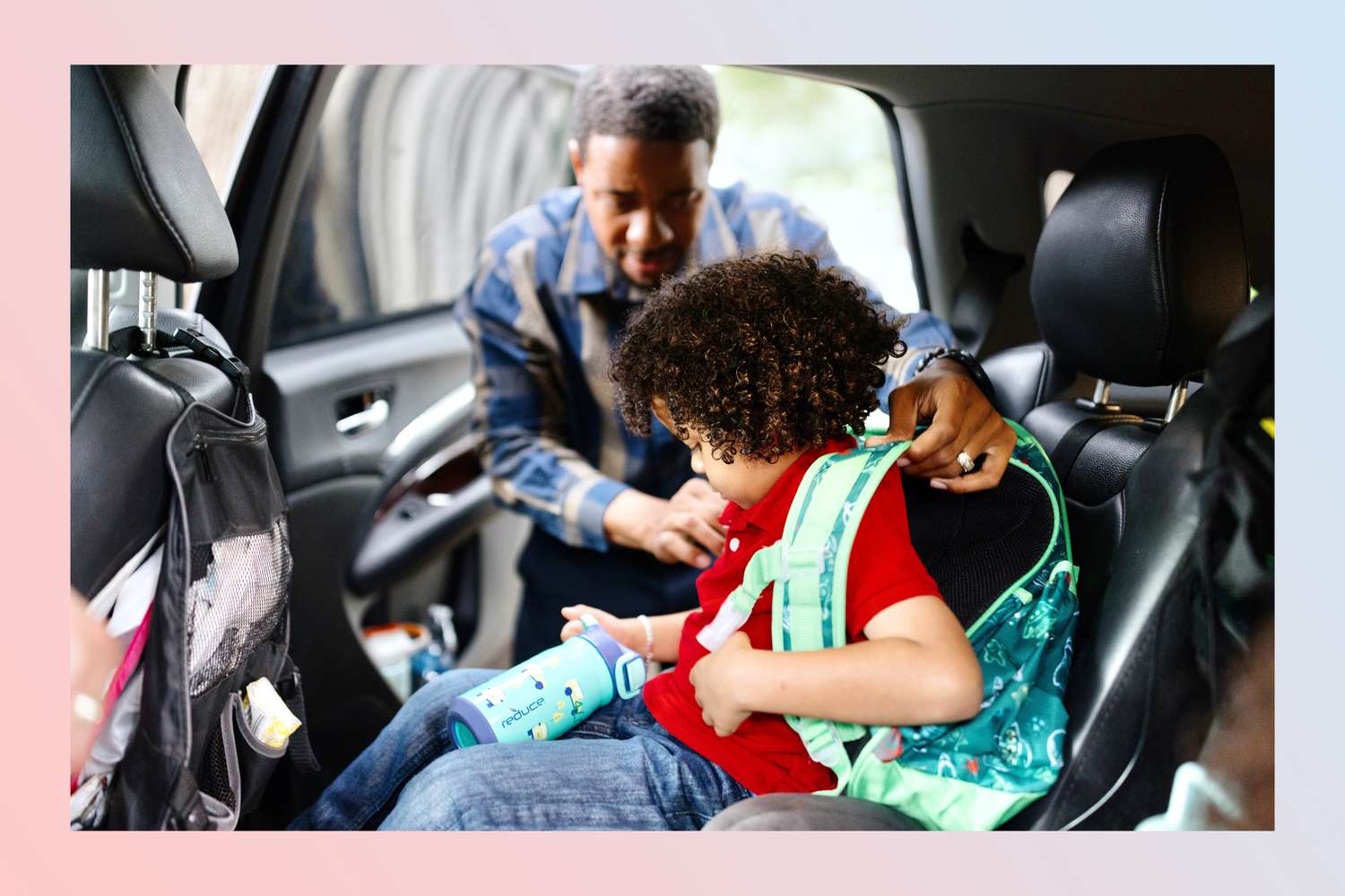 Le stress de conduire avec des tout-petits est réel