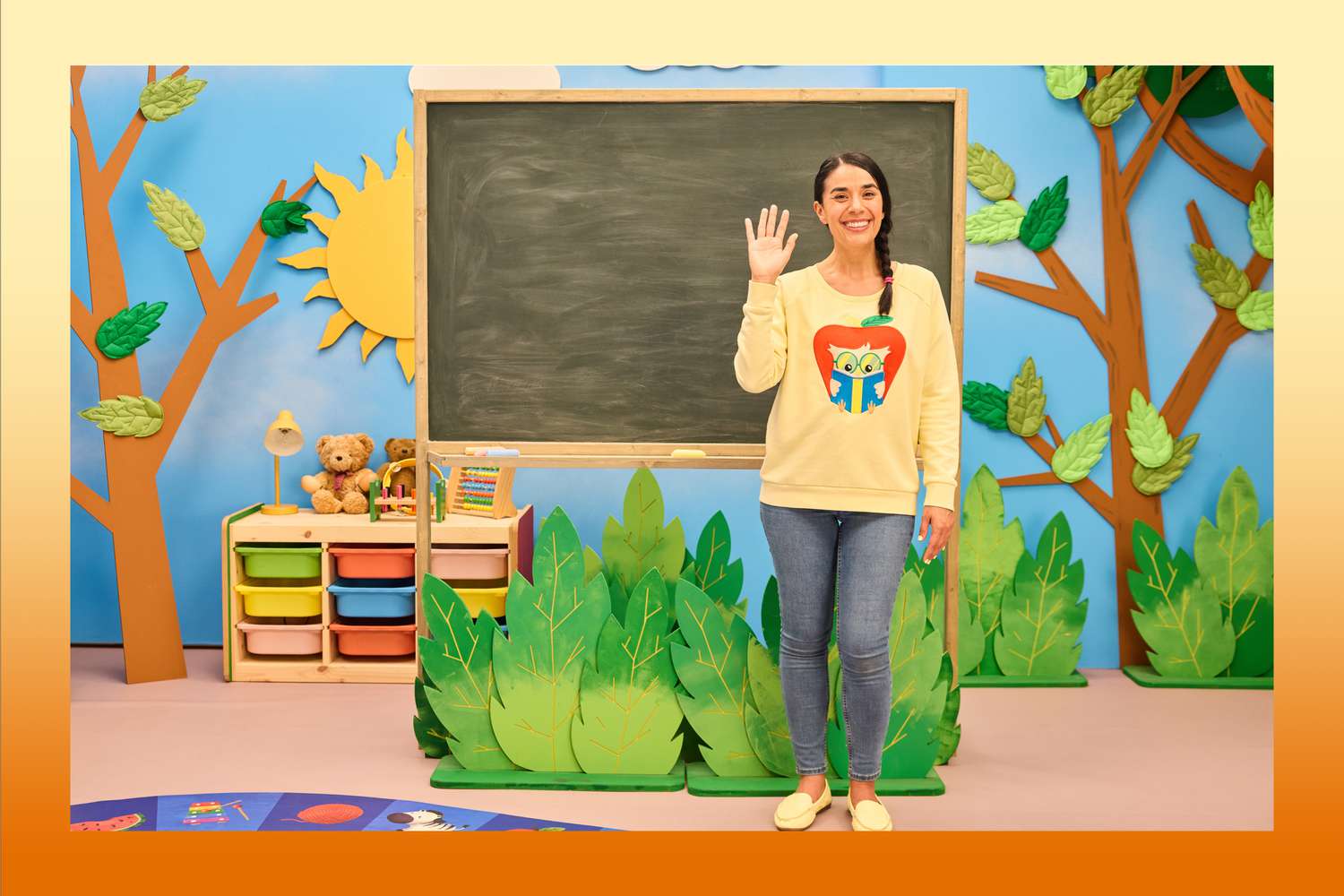 Rencontrez la vraie Mme Appleberry dans « CoComelon Classroom »