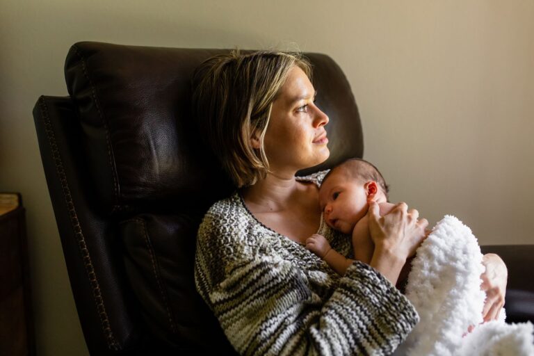 Être parent peut être une expérience isolante, mais vous n'êtes pas seul