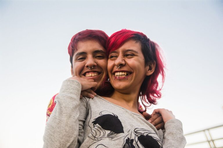 Voici ce que je veux que les gens sachent sur les grossesses trans et non binaires