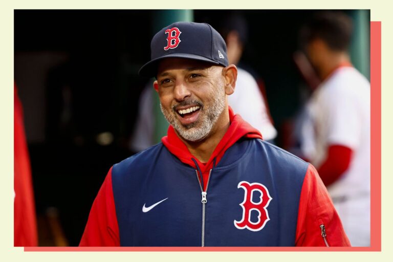 Le manager des Red Sox a critiqué pour le jeu manquant pour la remise des diplômes