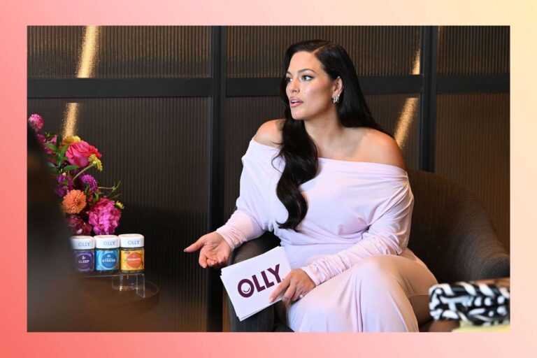 Pourquoi Ashley Graham ne dira pas à ses jumeaux qui est né en premier