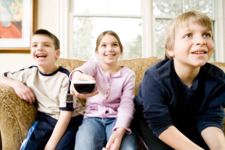 8 émissions de télévision parascolaires que chaque enfant des années 90 a grandi en regardant