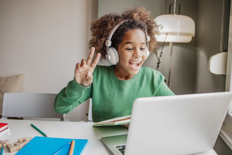 Pourquoi il n&rsquo;est jamais trop tôt ni trop tard pour apprendre une nouvelle langue
