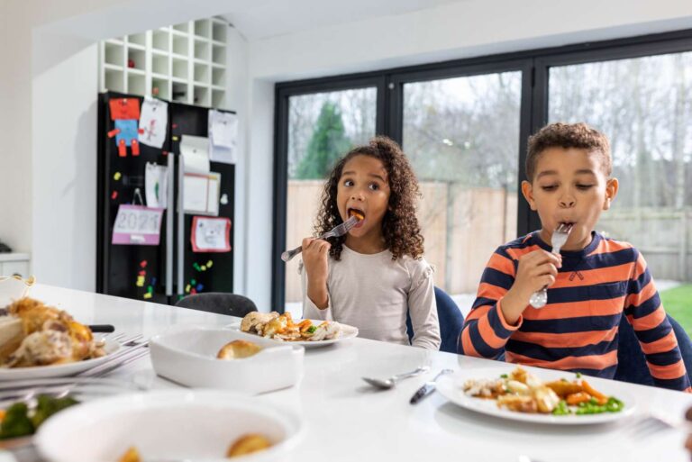 Pourquoi le hack du dîner matinal a complètement changé les soirées de ma famille