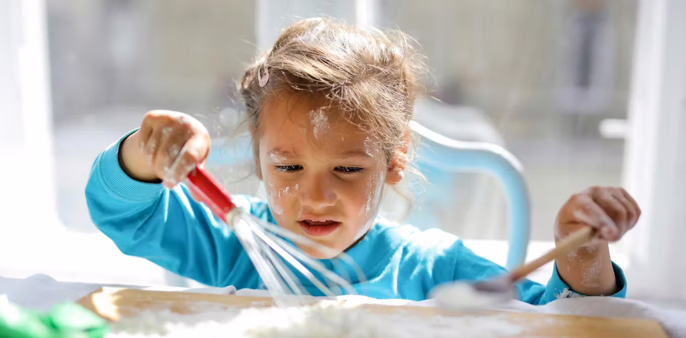 Tout ce qu&rsquo;il faut, c&rsquo;est de la peinture et des crêpes. Comment renforcer les compétences scientifiques de votre enfant d&rsquo;âge préscolaire