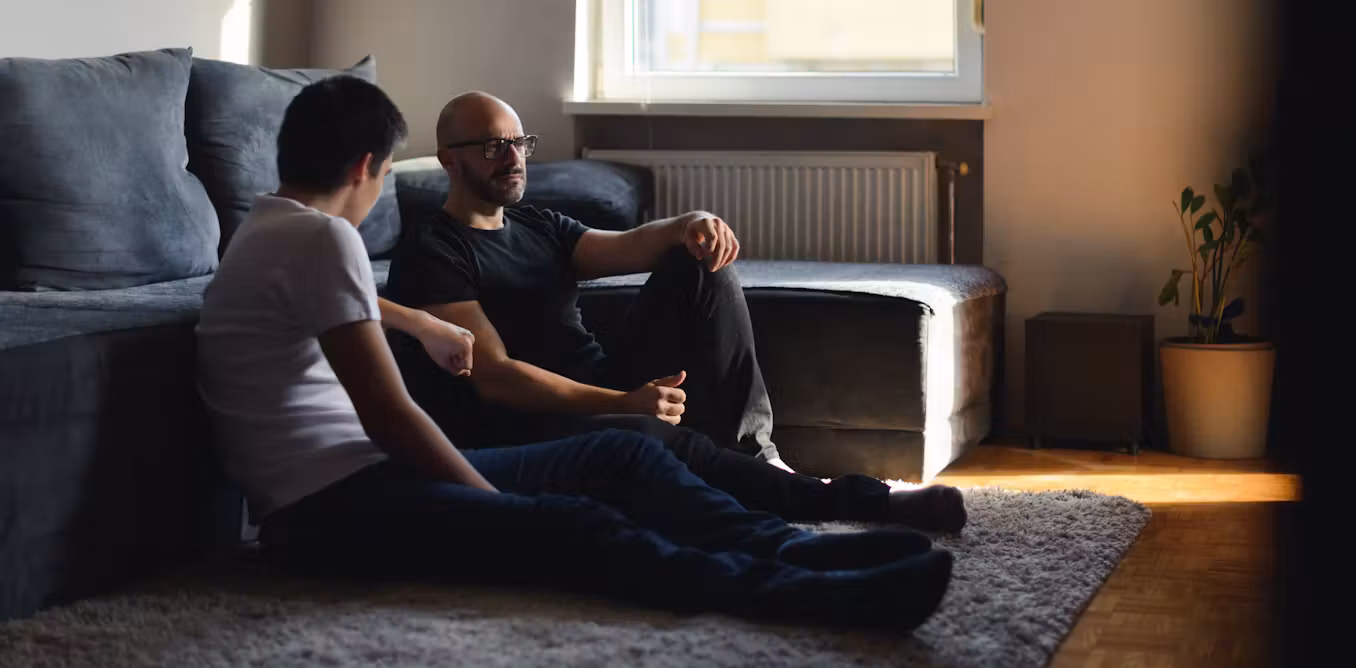 Parler à vos enfants du consentement et de la violence sexuelle peut être difficile. Voici comment démarrer la conversation