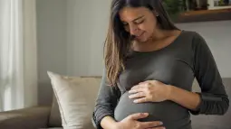 Votre bébé ressent-il lorsque vous lui caressez le ventre ?