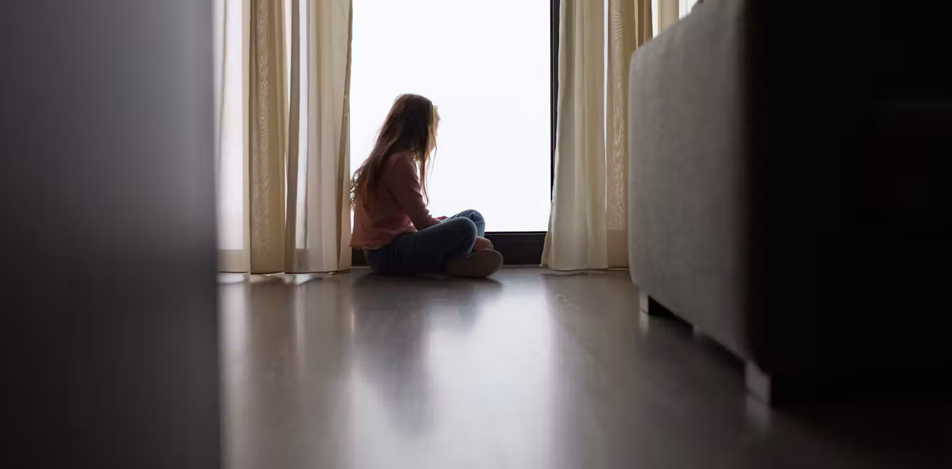 De moins en moins de parents frappent leurs enfants – mais cela reste légal. Cela devrait-il changer ?