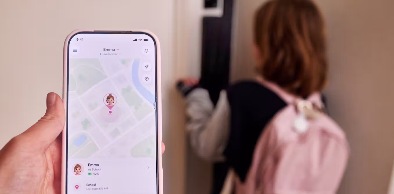Que doivent prendre en compte les parents lors du suivi de la localisation de leur enfant ?